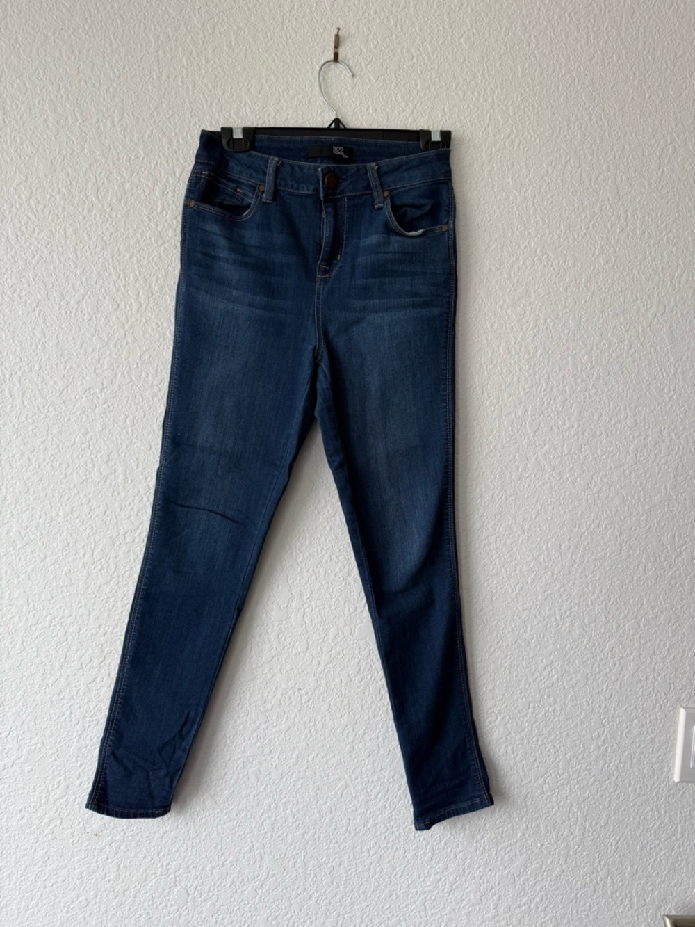 1822 Denim Women's Skinny Jeans in Deep Indigo